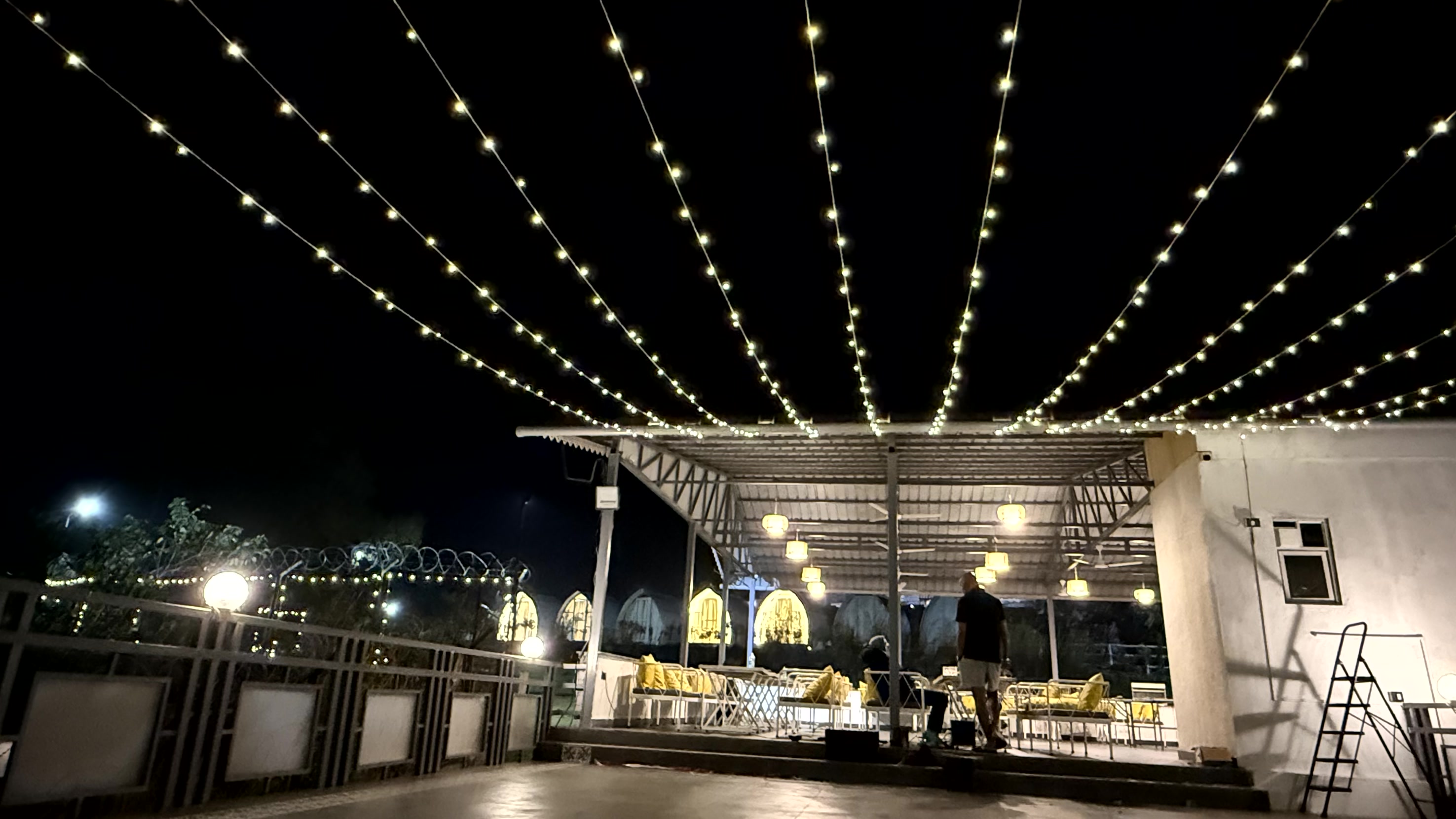 Night sky stars at Lemon Leaf Resort